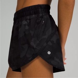 Lululemon Track That High-Rise Lined Short 3” Size 8